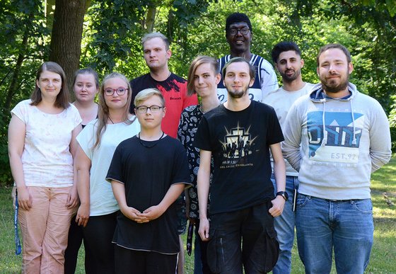 Eine Gruppe von jungen Menschen